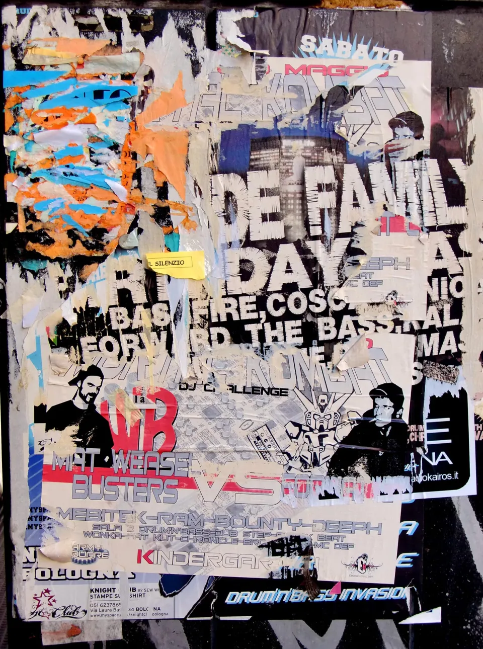 Installation dans la station de métro de Marchienne au Pont, en duo avec Udini (impression photo sur plexi)