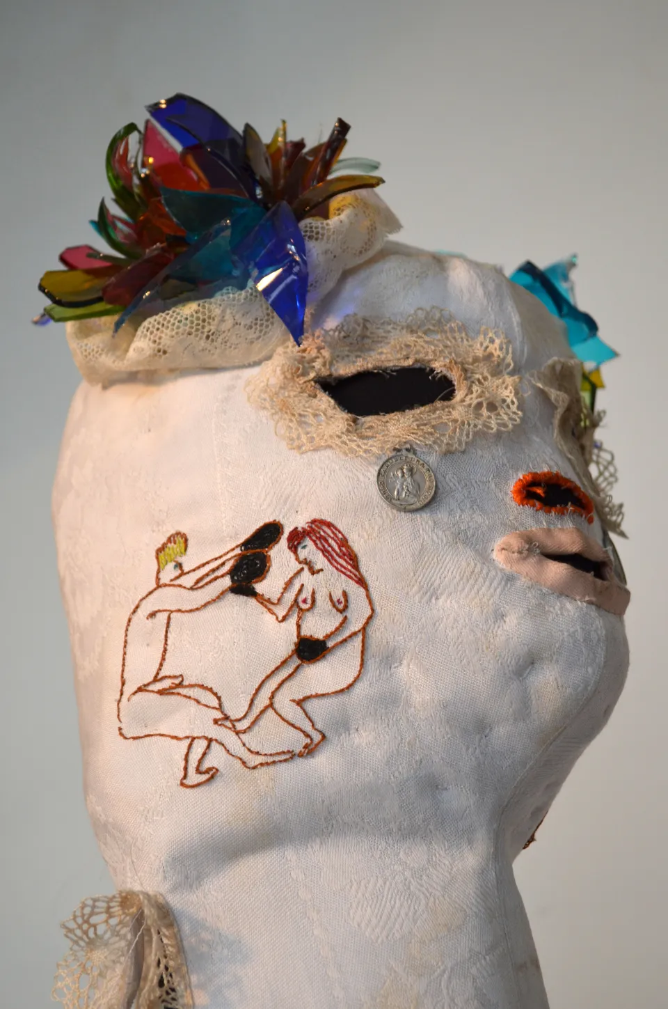 Masque de catcheurs, expo en collaboration avec Emmanuel Guise et Jolie Julien.