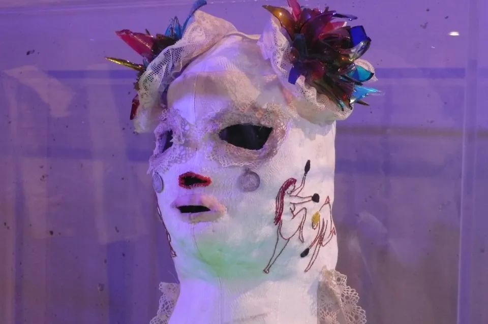 Masque de catcheurs, expo en collaboration avec Emmanuel Guise et Jolie Julien.